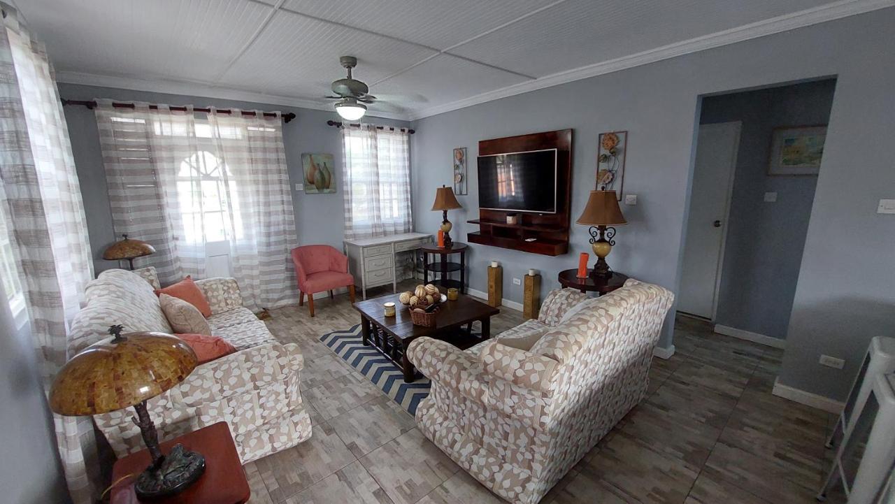 Carmen Apartment Bridgetown Exterior photo